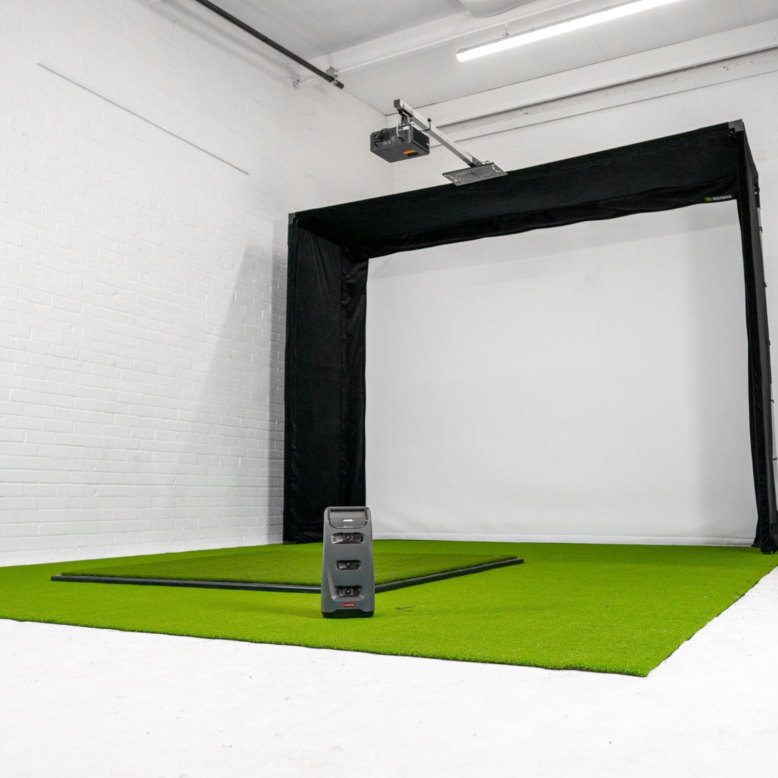 Foresight GC3 GolfBays Lux Golf-hemsimulator, komplett paket